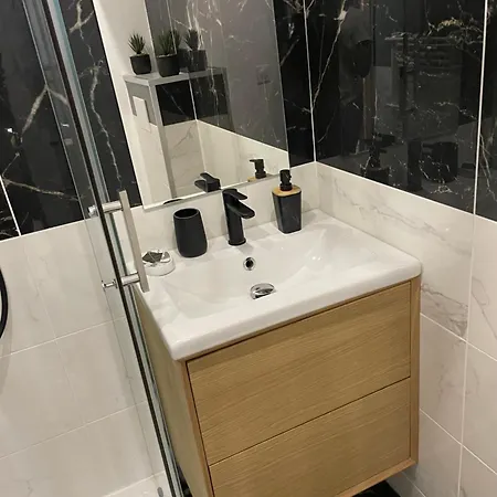 Chiccosy 2mn Rer Proximité Paris Aéroport Cdg Villepinte (Seine-Saint-Denis)